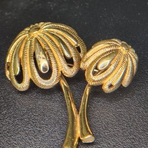 Palmtree brooch